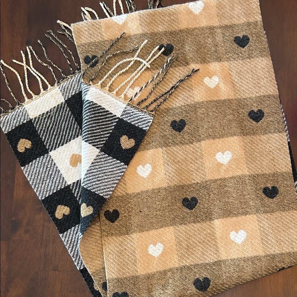 Elegant Heart and Checkered Scarf Set - Black, Tan, Cream